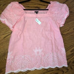 New with tags this season Talbots linen blend square neck top in pink.